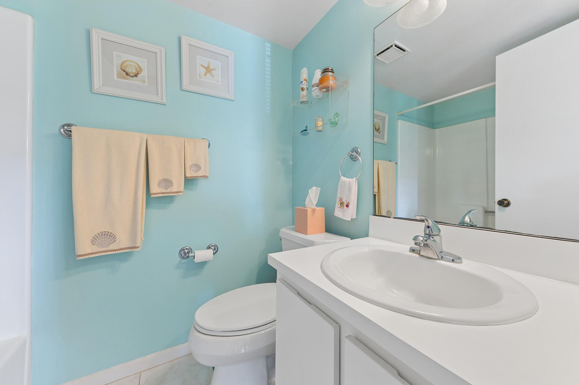 PINE CREST CONDO - Residential