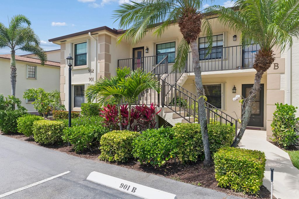 Photo of 901 Pinecrest Circle #A, Jupiter, FL 33458 (MLS # B26011634)