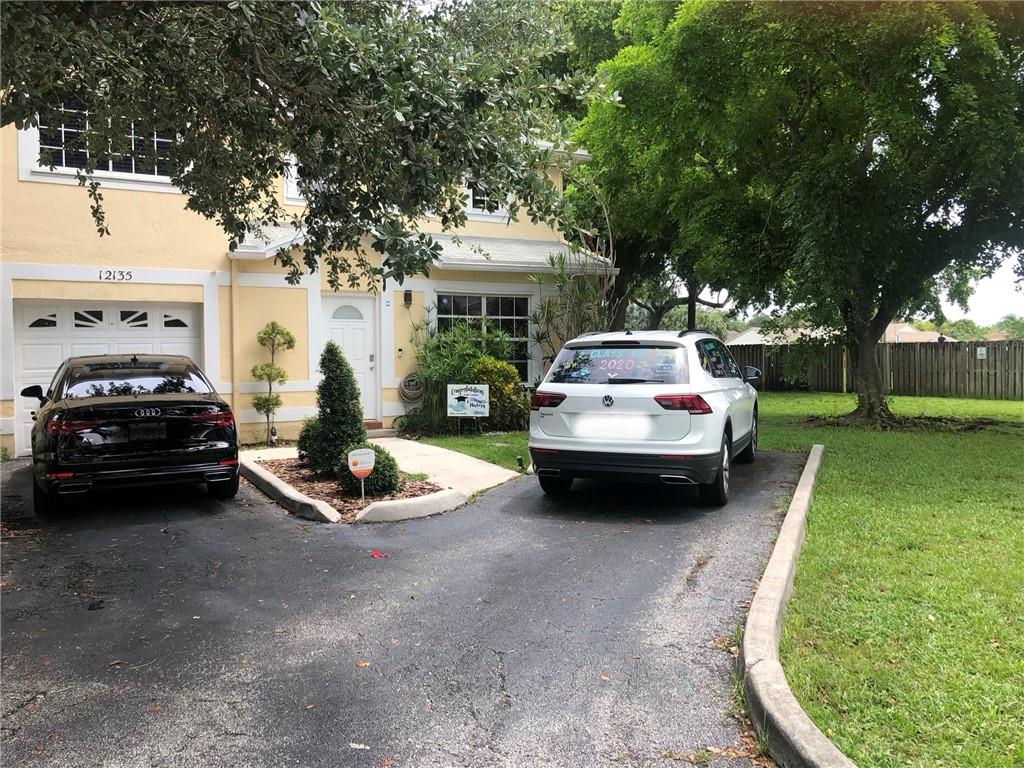 Flamingo Gardens Ph Five - Residential Lease