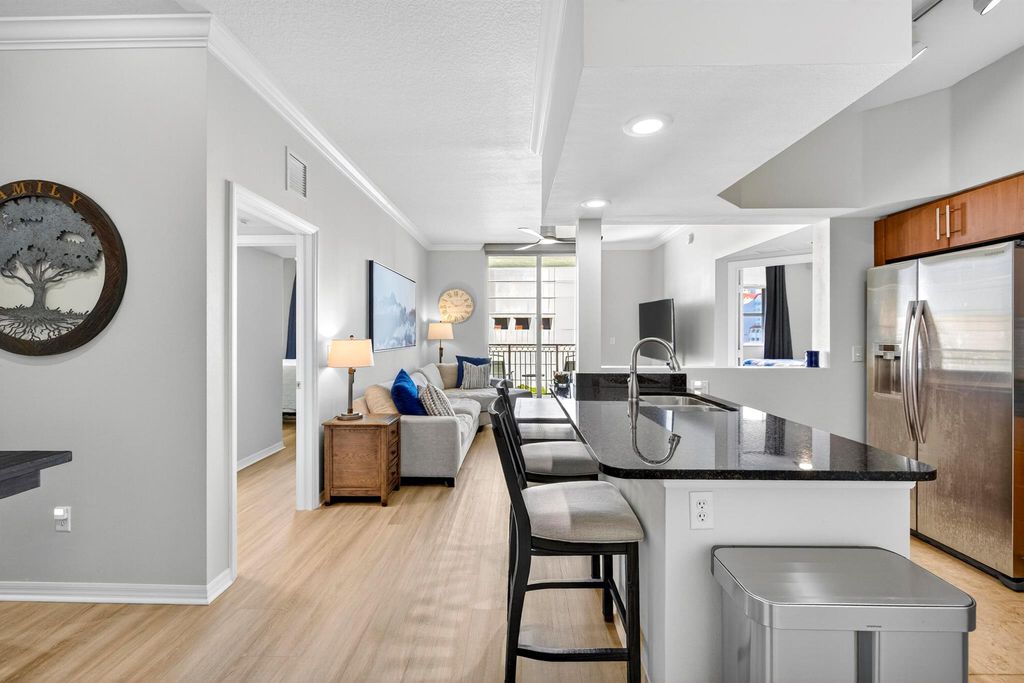 Photo of 600 S Dixie Highway #811, West Palm Beach, FL 33401 (MLS # R11133665)