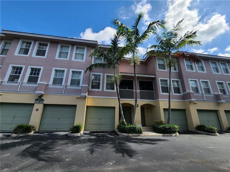 Modern and Updated Tri-Level Townhouse with an attached garage, and great private garden views (no neighbors in the back). There is ample parking right in front of the building. The main living areas are on the 2nd level and the bedrooms are on the 3rd level. The living areas feature newly installed high-end vinyl wood-like planks. The kitchen has been updated with modern design and fixtures. Cypress Pointe offers a Florida Resort Style Lifestyle in a gated community and great amenities and is centrally located. The sale excludes the dining room light fixture. Modern and Updated Tri-Level Townhouse with an attached garage, and great private garden views (no neighbors in the back). There is ample parking right in front of the building. The main living areas are on the 2nd level and the bedrooms are on the 3rd level. The living areas feature newly installed high-end vinyl wood-like planks. The kitchen has been updated with modern design and fixtures. Cypress Pointe offers a Florida Resort Style Lifestyle in a gated community and great amenities and is centrally located. The sale excludes the dining room light fixture.
