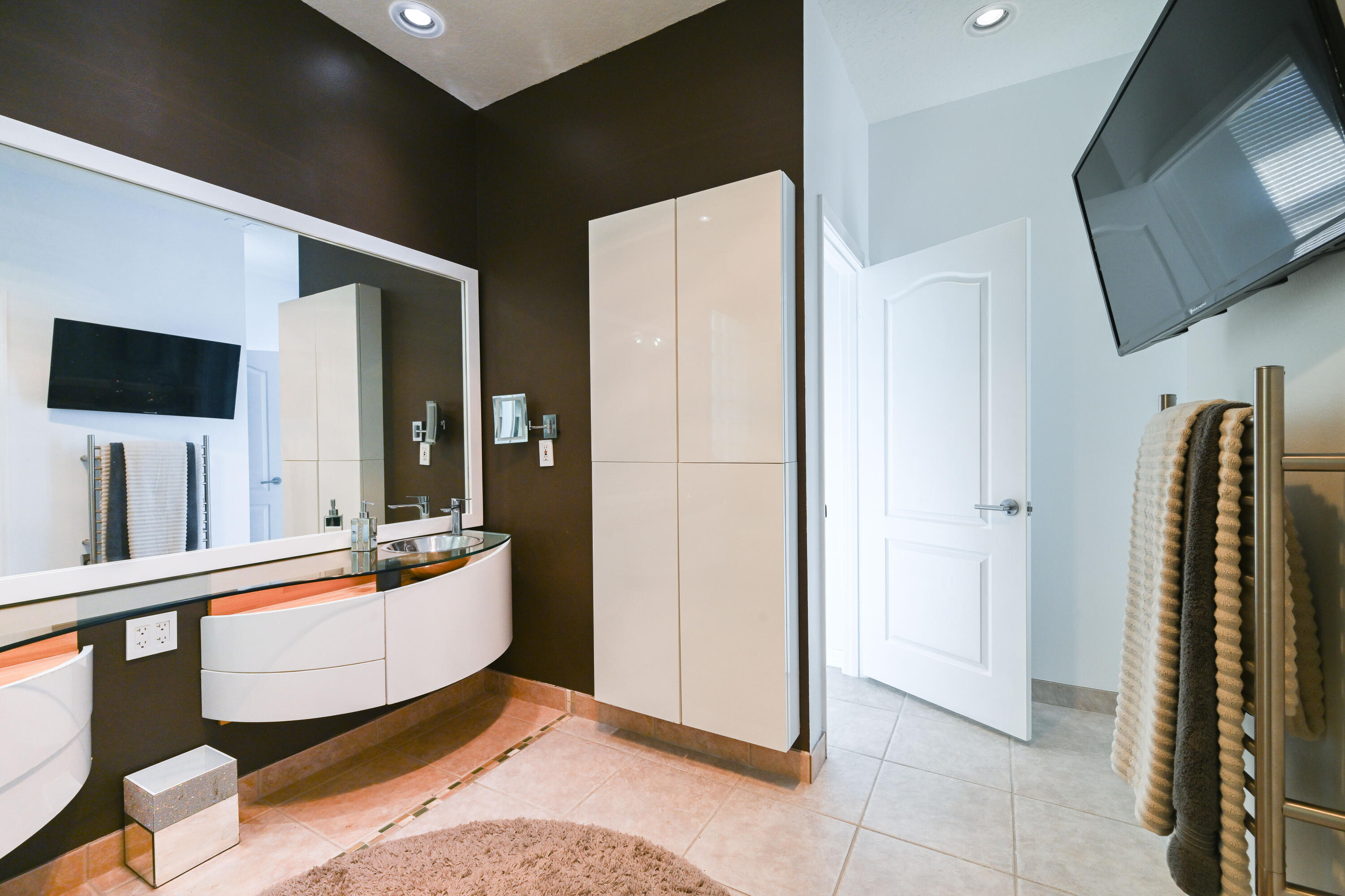 PINEAPPLE PLANTATION (AKA PINES) - Residential