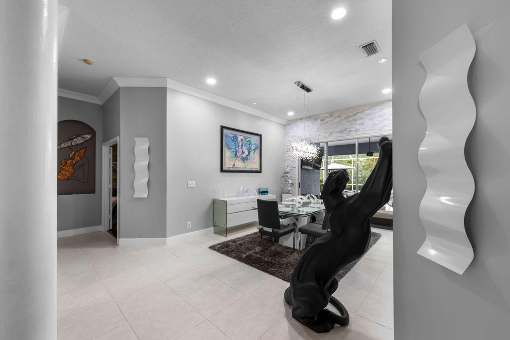 PINEAPPLE PLANTATION (AKA PINES) - Residential