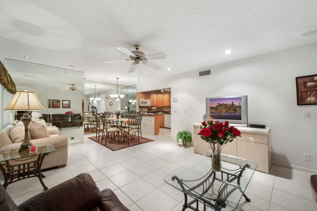 Photo of 417 Pine Glen Lane #D-2, Greenacres, FL 33463 (MLS # R11160439)