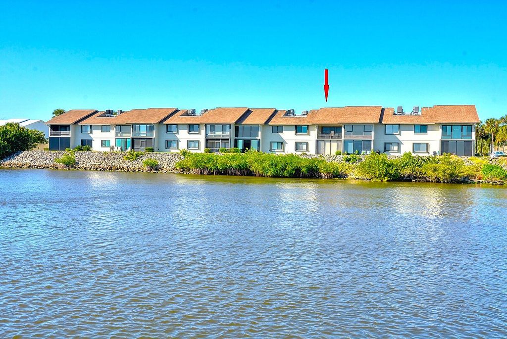 Photo of 1600 NE Dixie Highway #5-203, Jensen Beach, FL 34957 (MLS # R11042365)