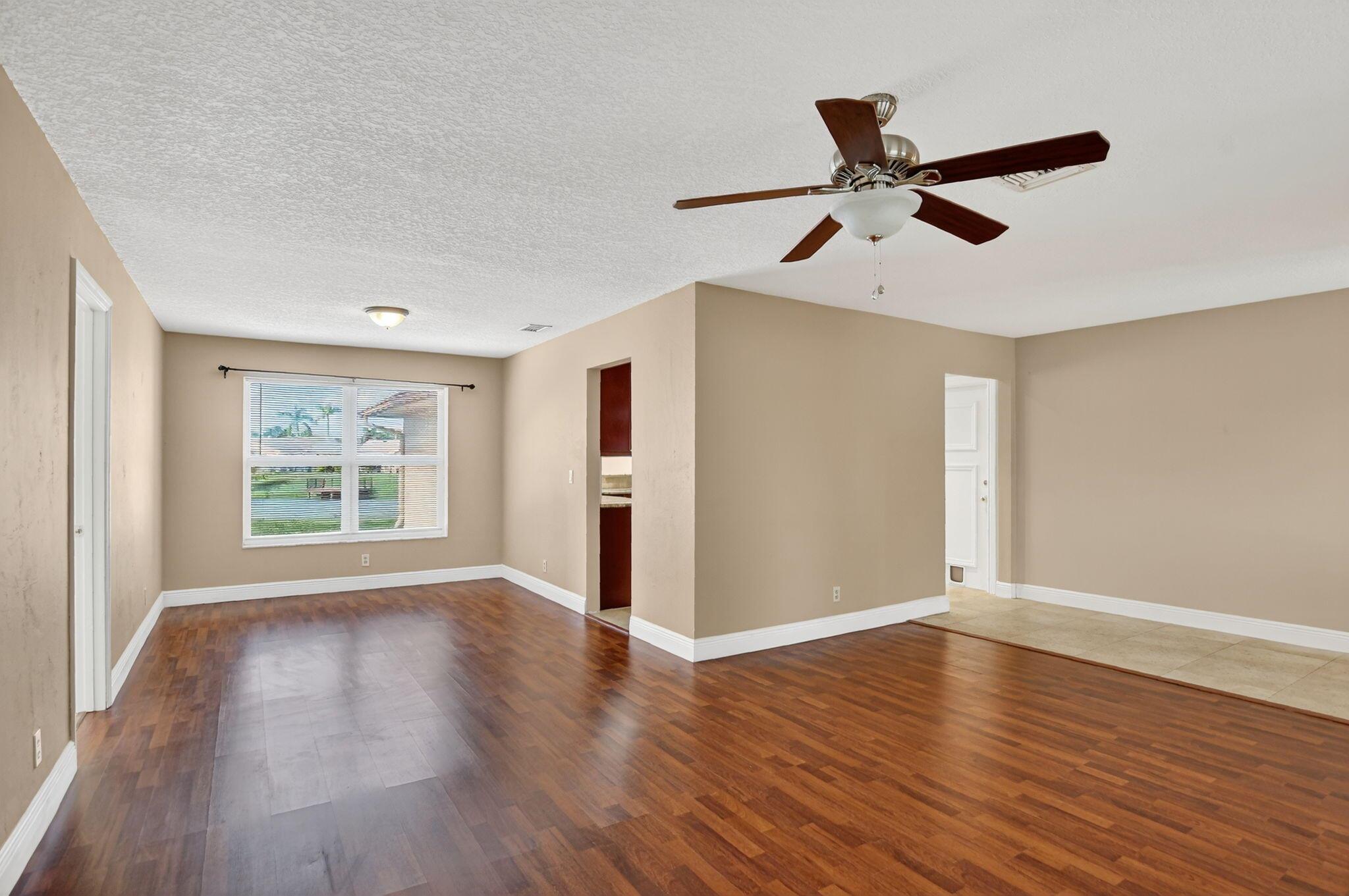 CRYSTAL HEIGHTS - Residential