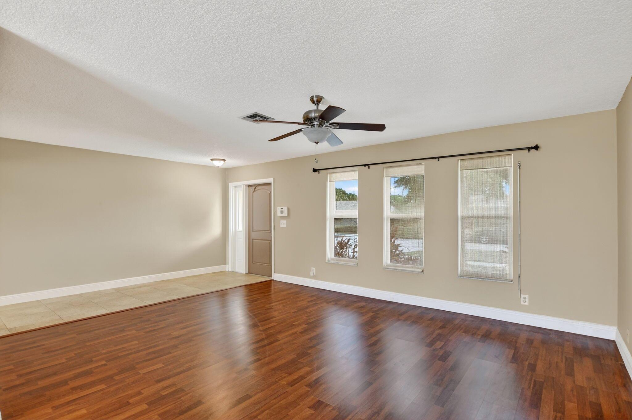 CRYSTAL HEIGHTS - Residential