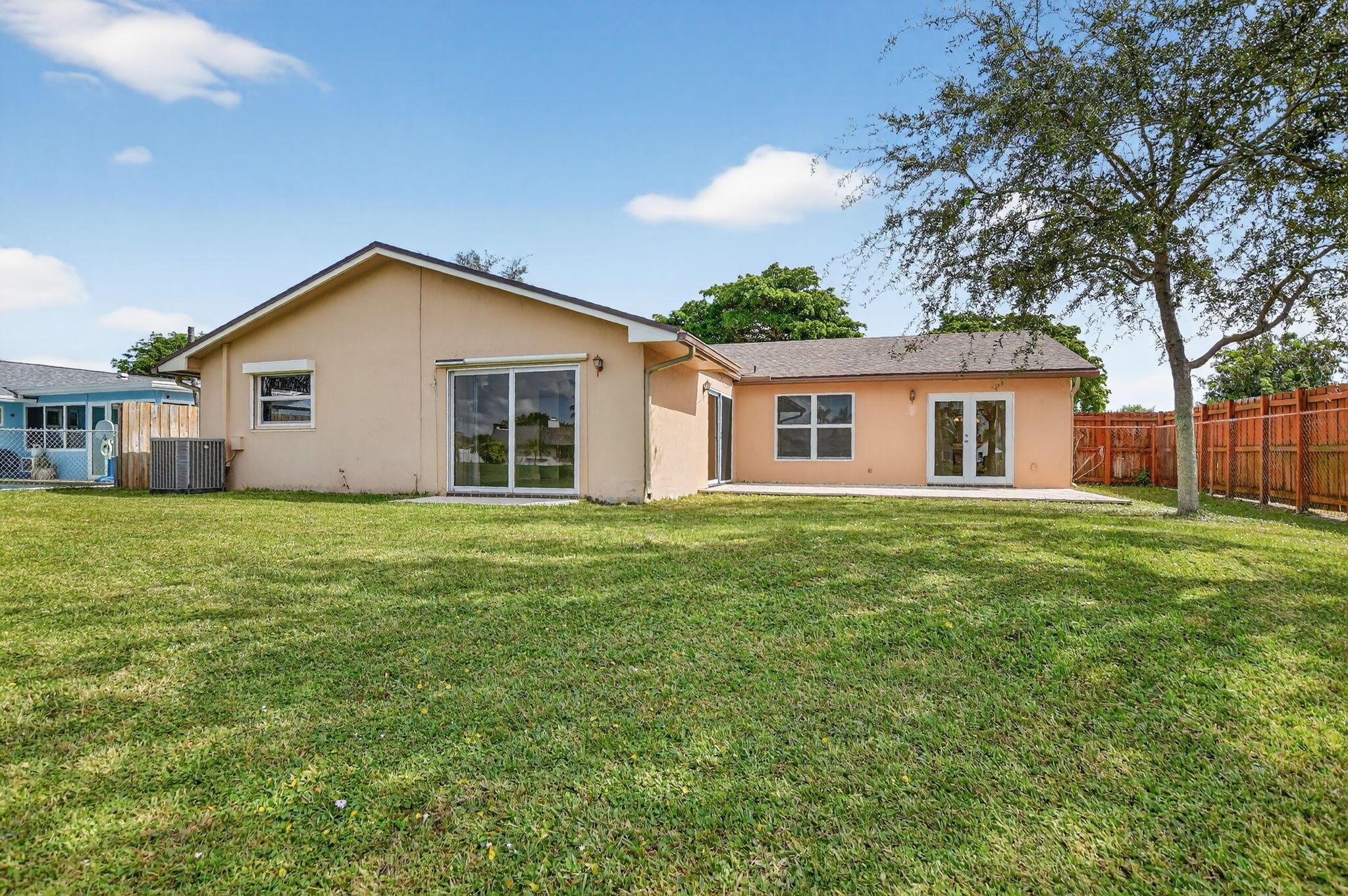 CRYSTAL HEIGHTS - Residential