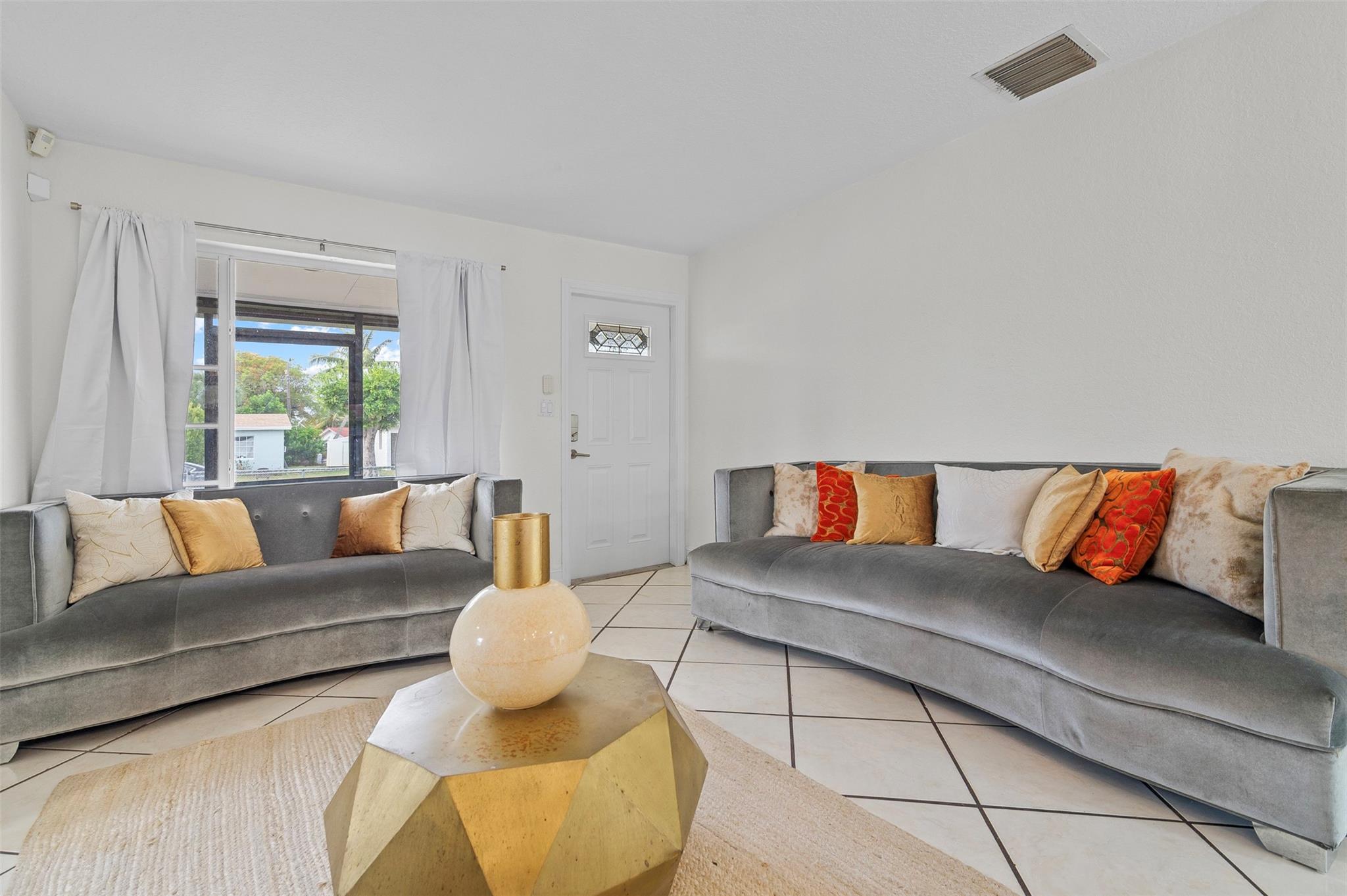 3240 NW 14th Pl