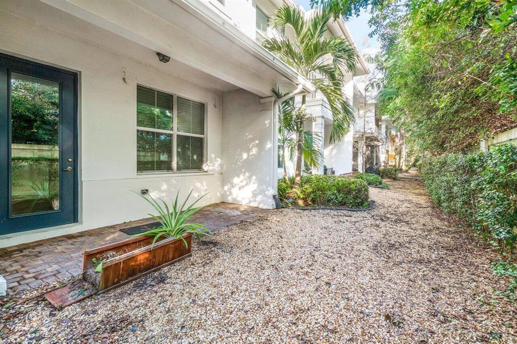 SOUTHAMPTON - Residential