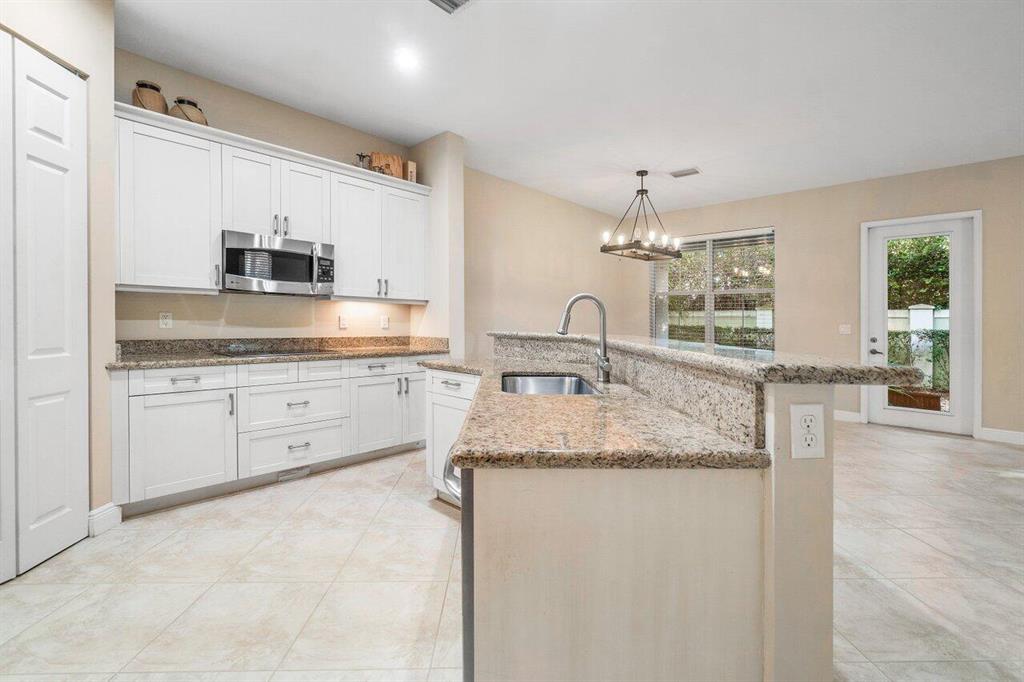 SOUTHAMPTON - Residential