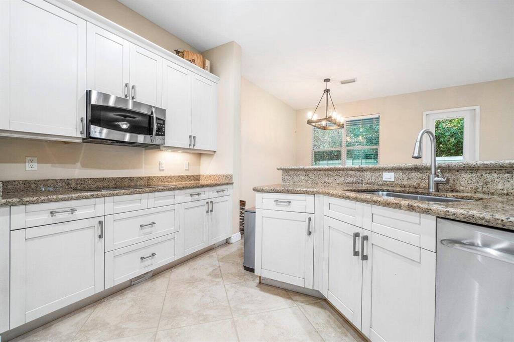 SOUTHAMPTON - Residential