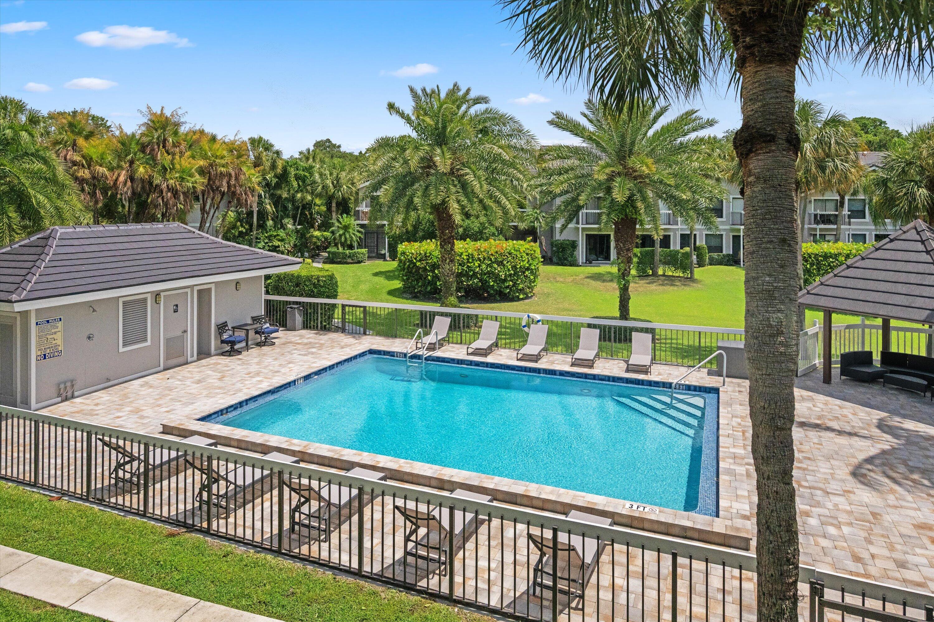 TENNIS LODGES - Residential