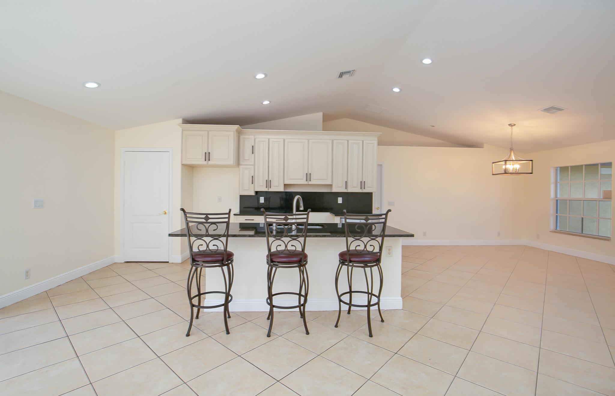 PORT ST LUCIE SECTION 17 - Residential