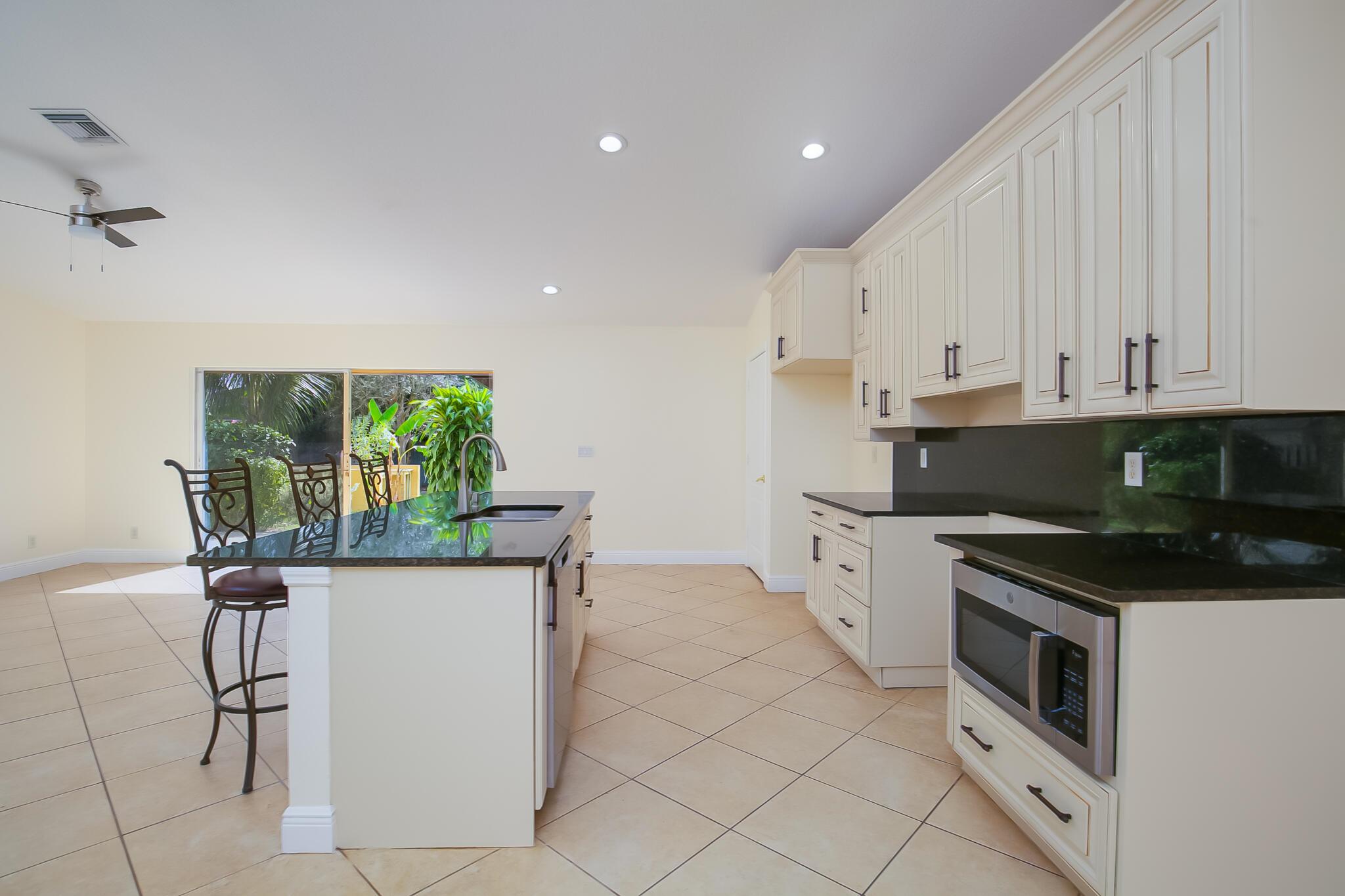 PORT ST LUCIE SECTION 17 - Residential