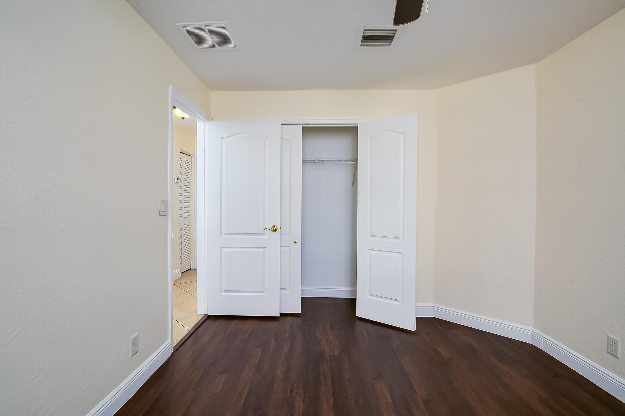 PORT ST LUCIE SECTION 17 - Residential