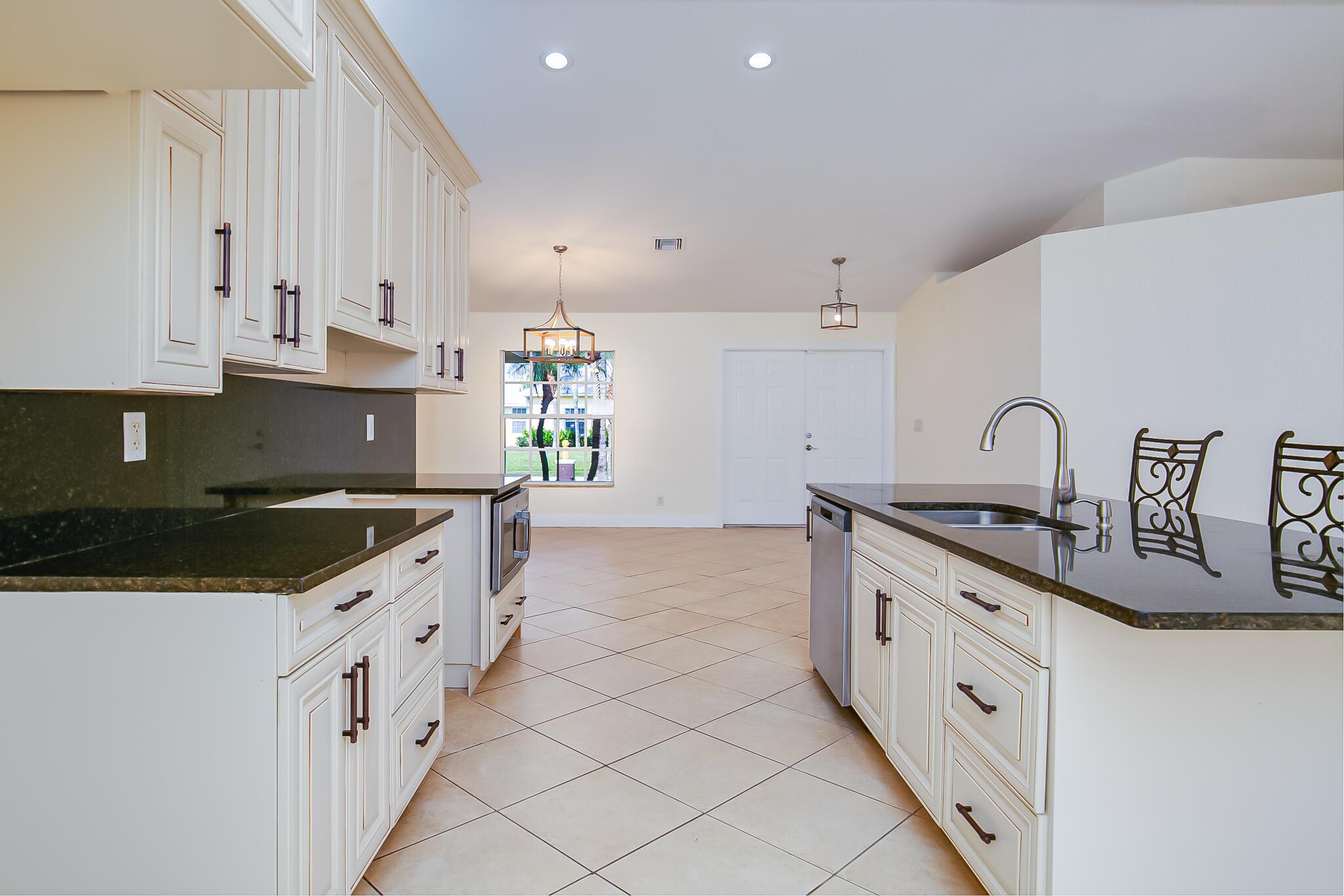 PORT ST LUCIE SECTION 17 - Residential