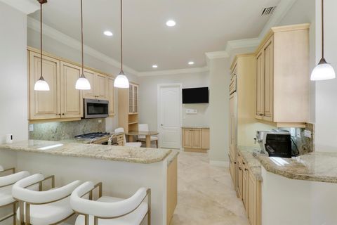 Townhouse in Palm Beach Gardens FL 60 Marina Gardens Drive Dr 9.jpg