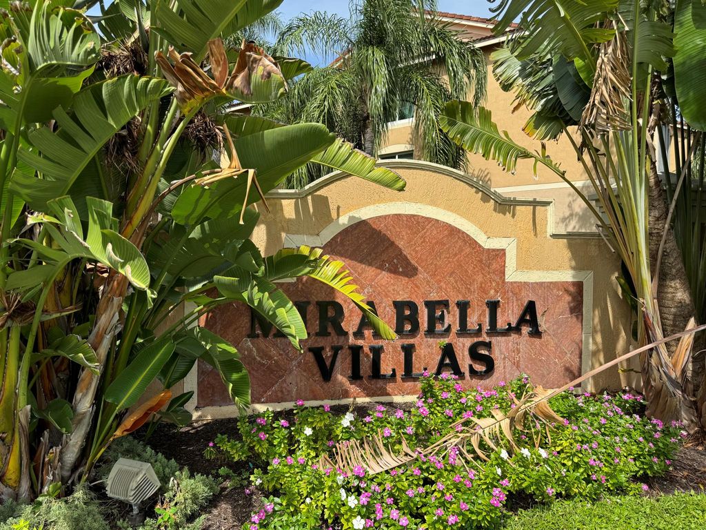 Photo of 719 Villa Circle #719, Boynton Beach, FL 33435 (MLS # R10929359)