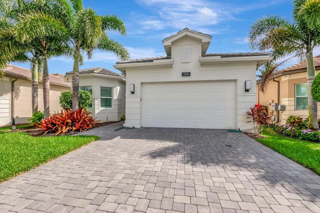 Photo of 12646 Pink Myrtle Court, Boynton Beach, FL 33473 (MLS # R11063133)