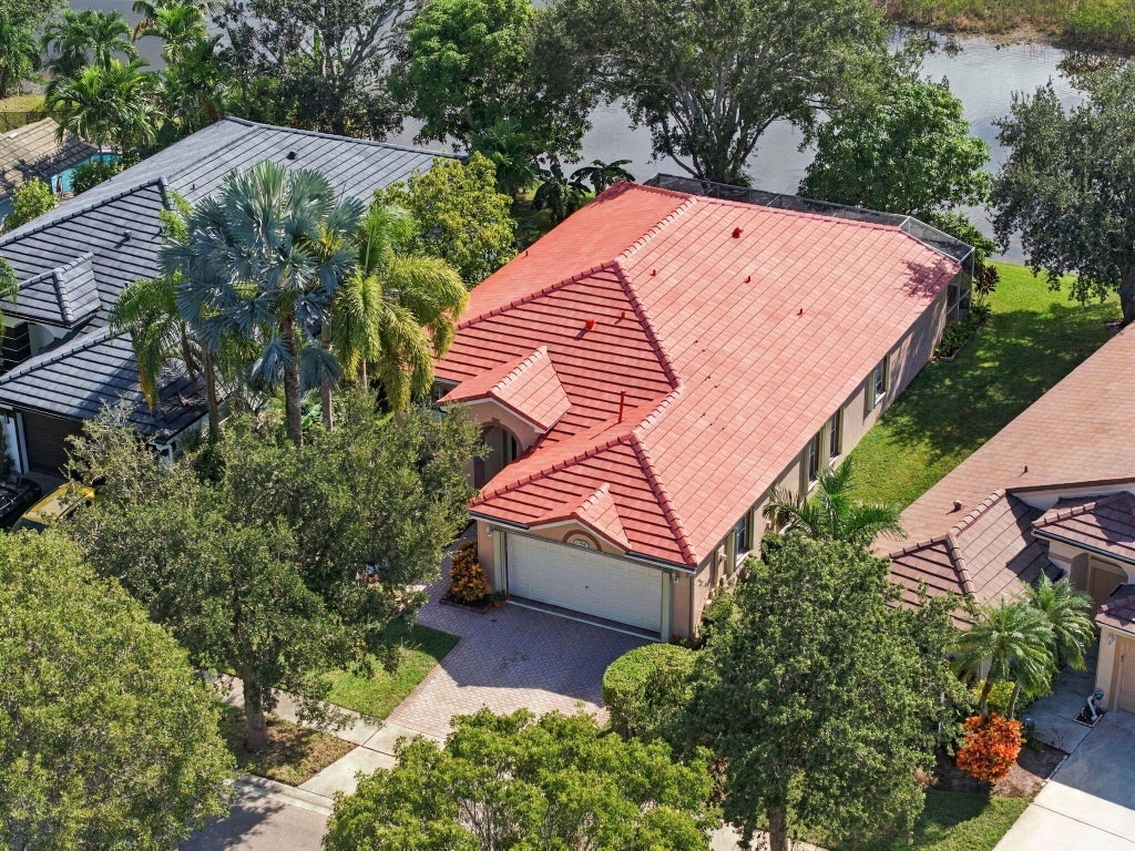Photo of 1384 NW 144th Avenue, Pembroke Pines, FL 33028 (MLS # B26090678)
