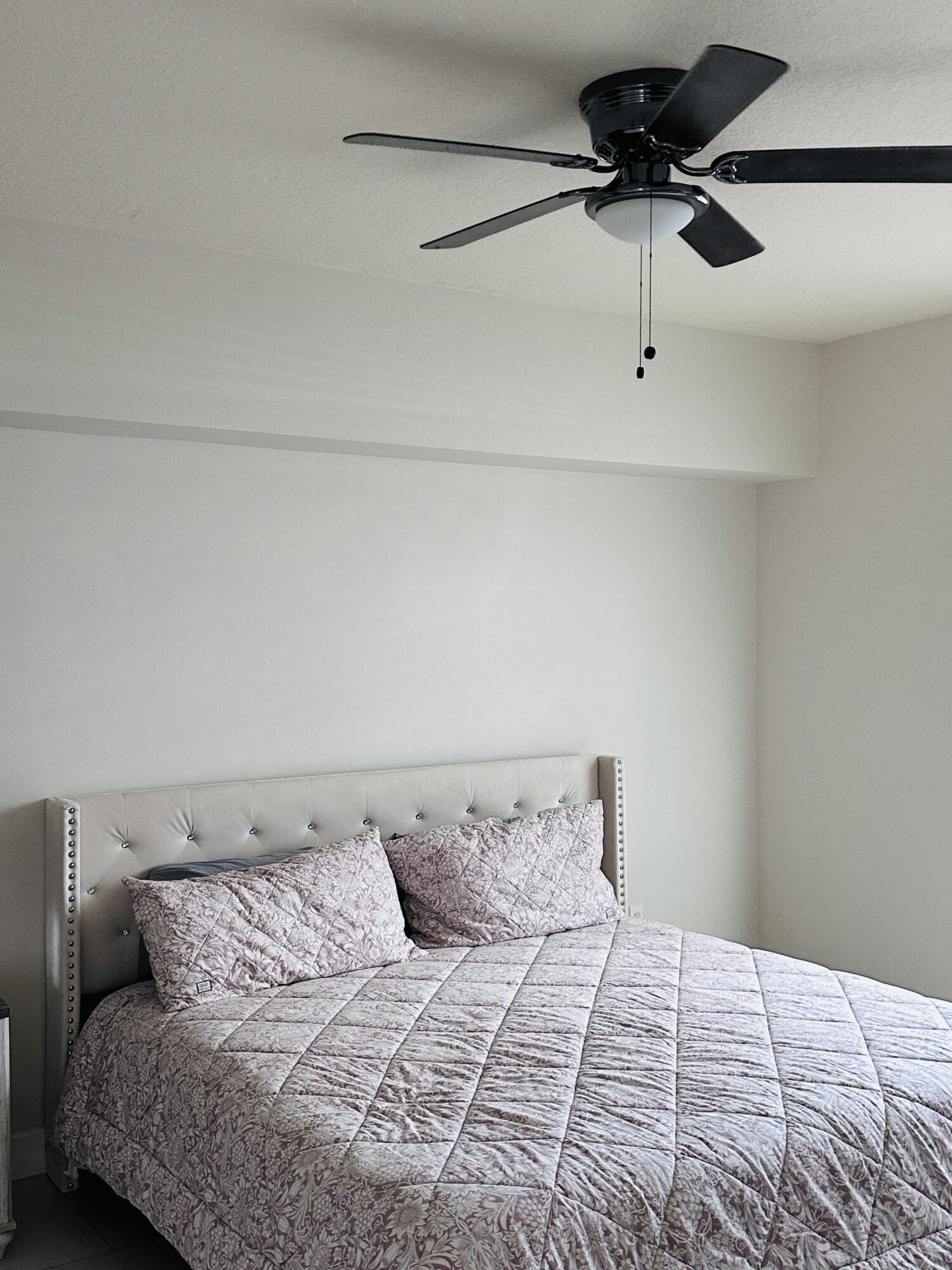 PINEAPPLE GROVE VILLAGE CONDOMINIUM - Residential