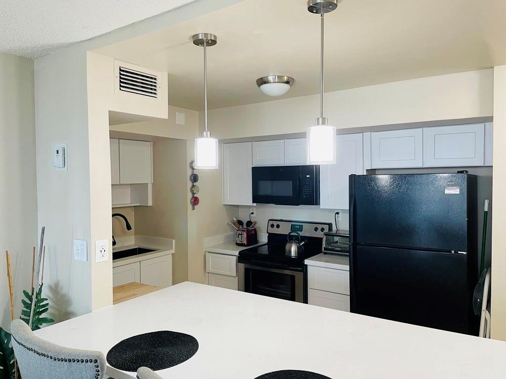 Silver Thatch Atlantic Pl - Residential Lease