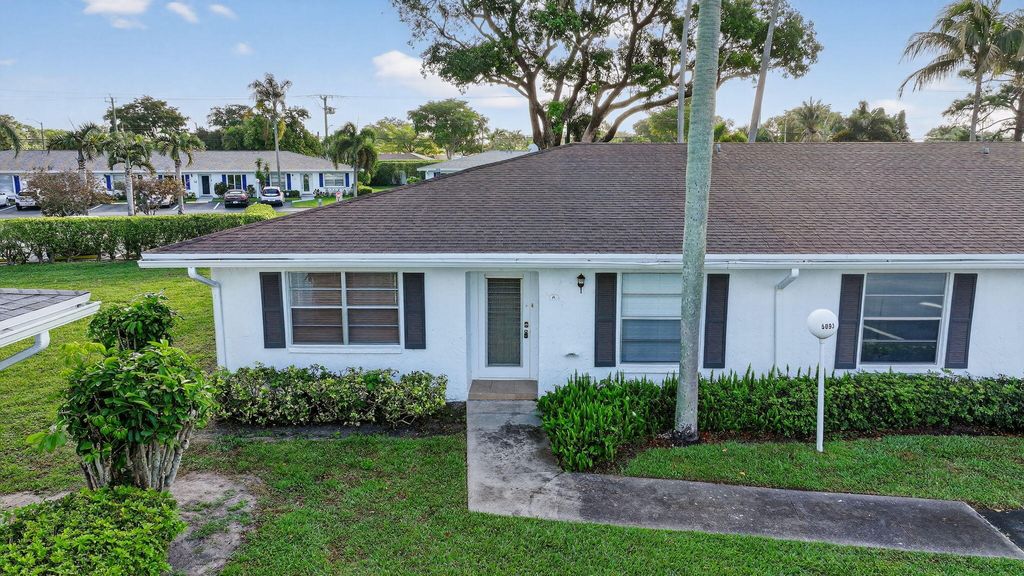 Photo of 5093 Privet Place #A-1, Delray Beach, FL 33484 (MLS # B26009225)
