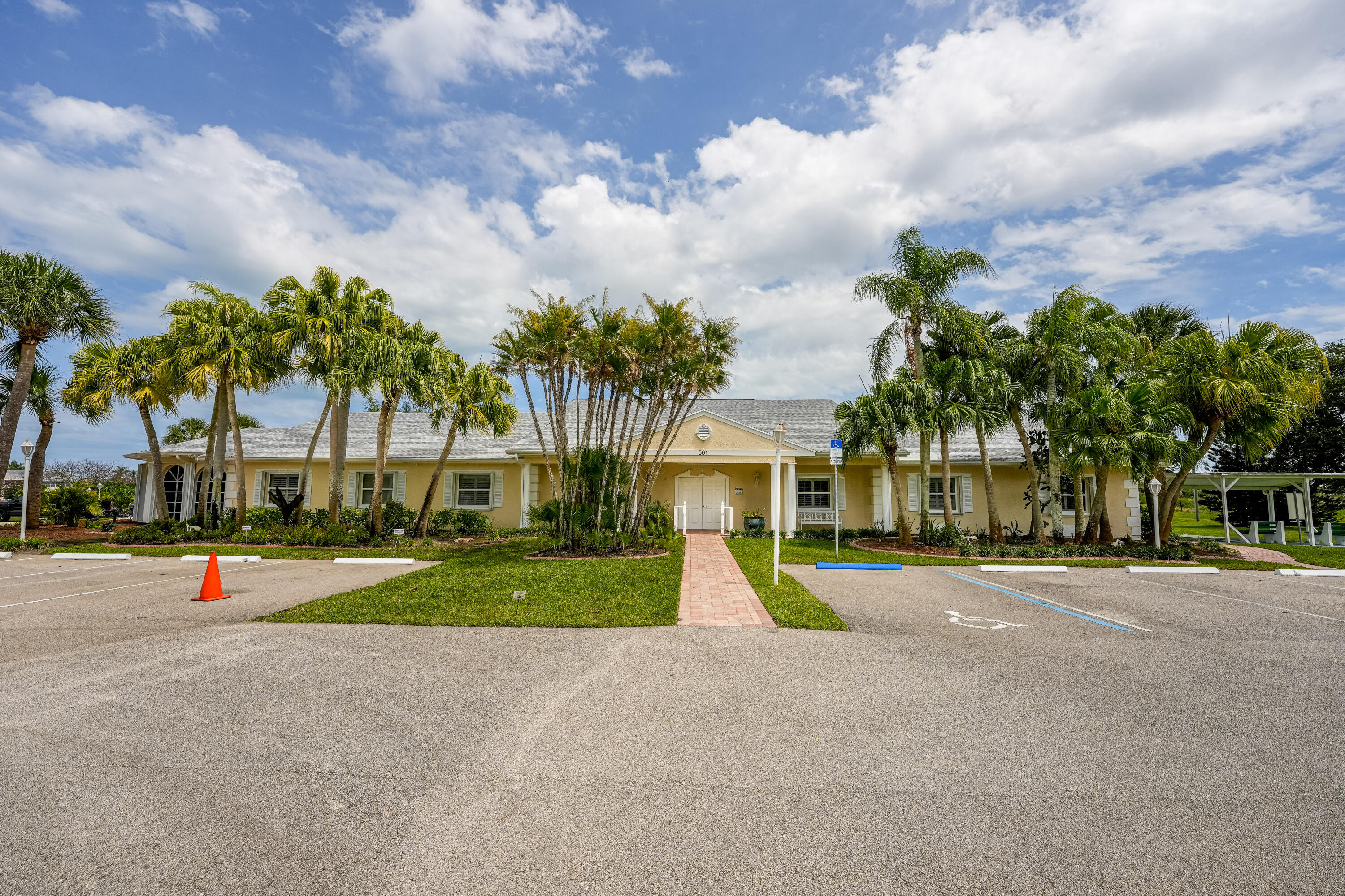 GROVE ISLE EAST CONDOMINIUM - Residential