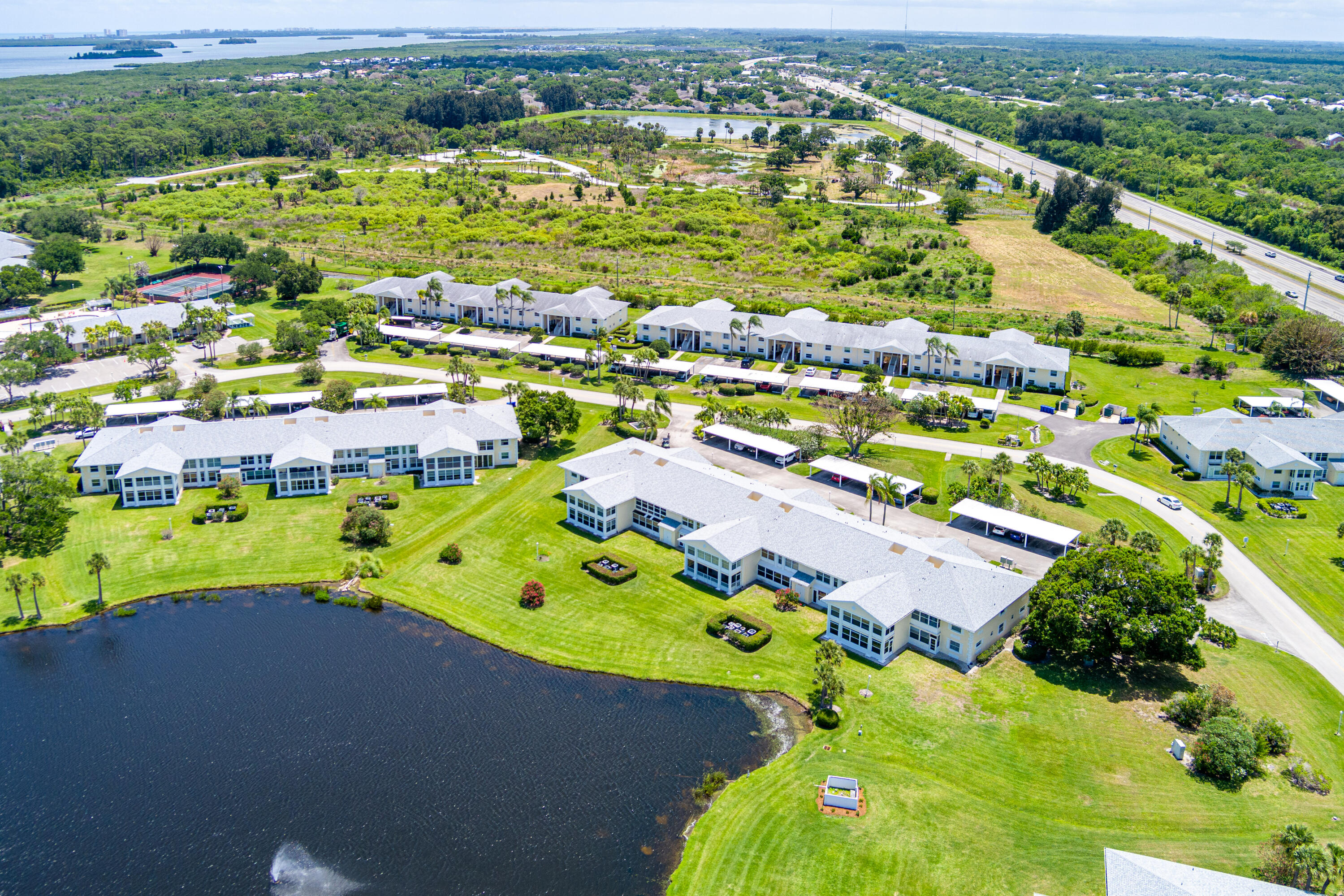 GROVE ISLE EAST CONDOMINIUM - Residential