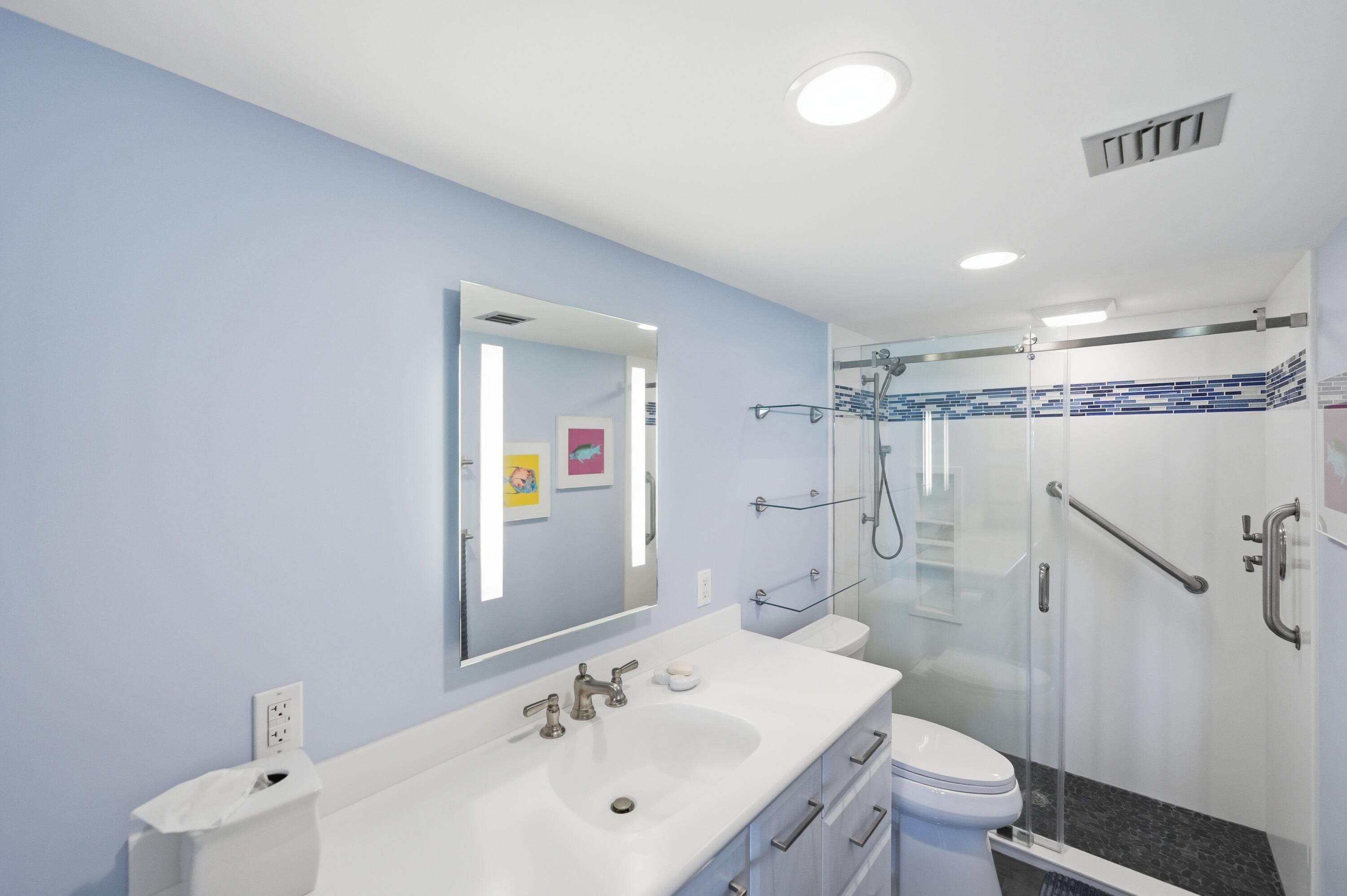 GROVE ISLE EAST CONDOMINIUM - Residential