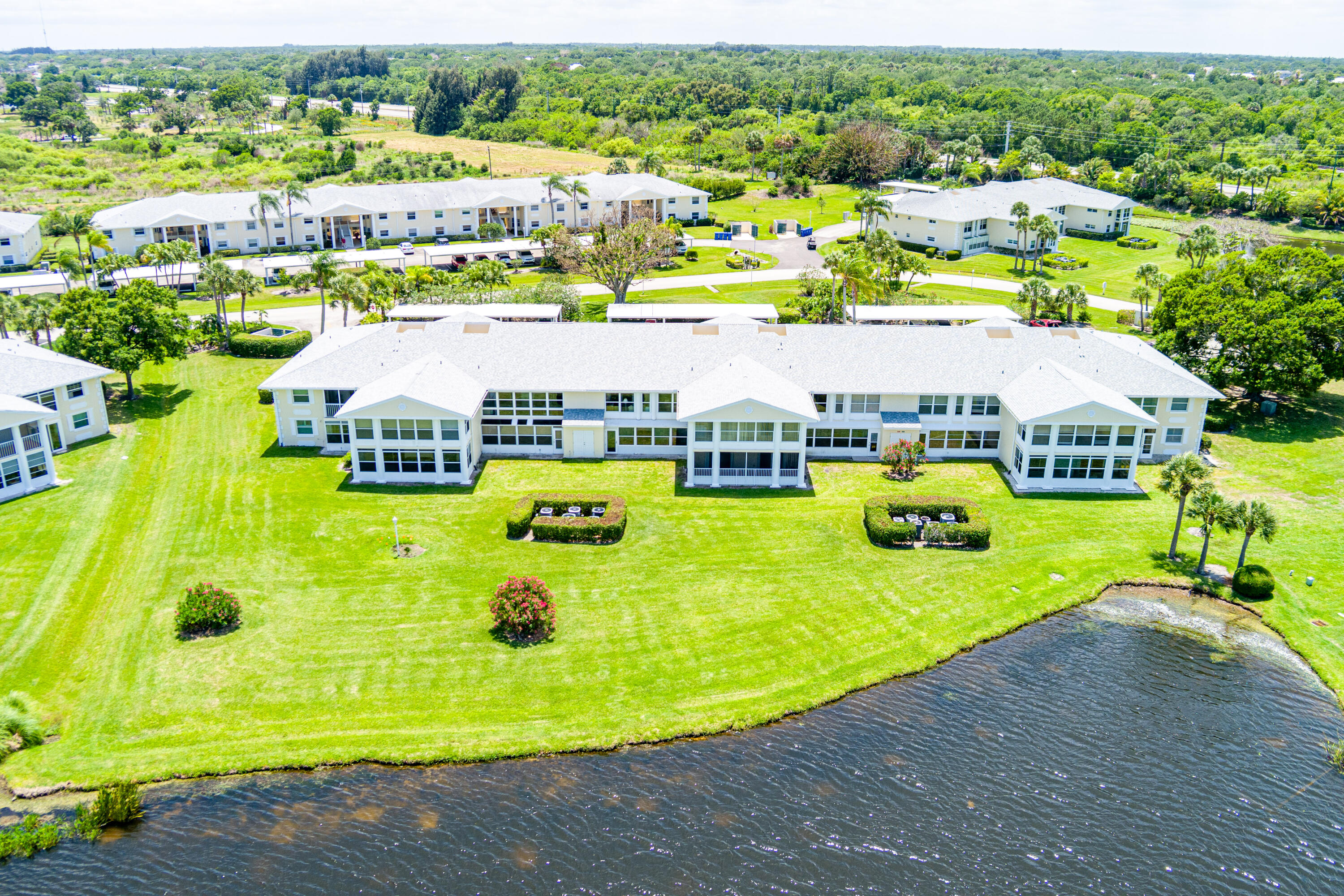 GROVE ISLE EAST CONDOMINIUM - Residential