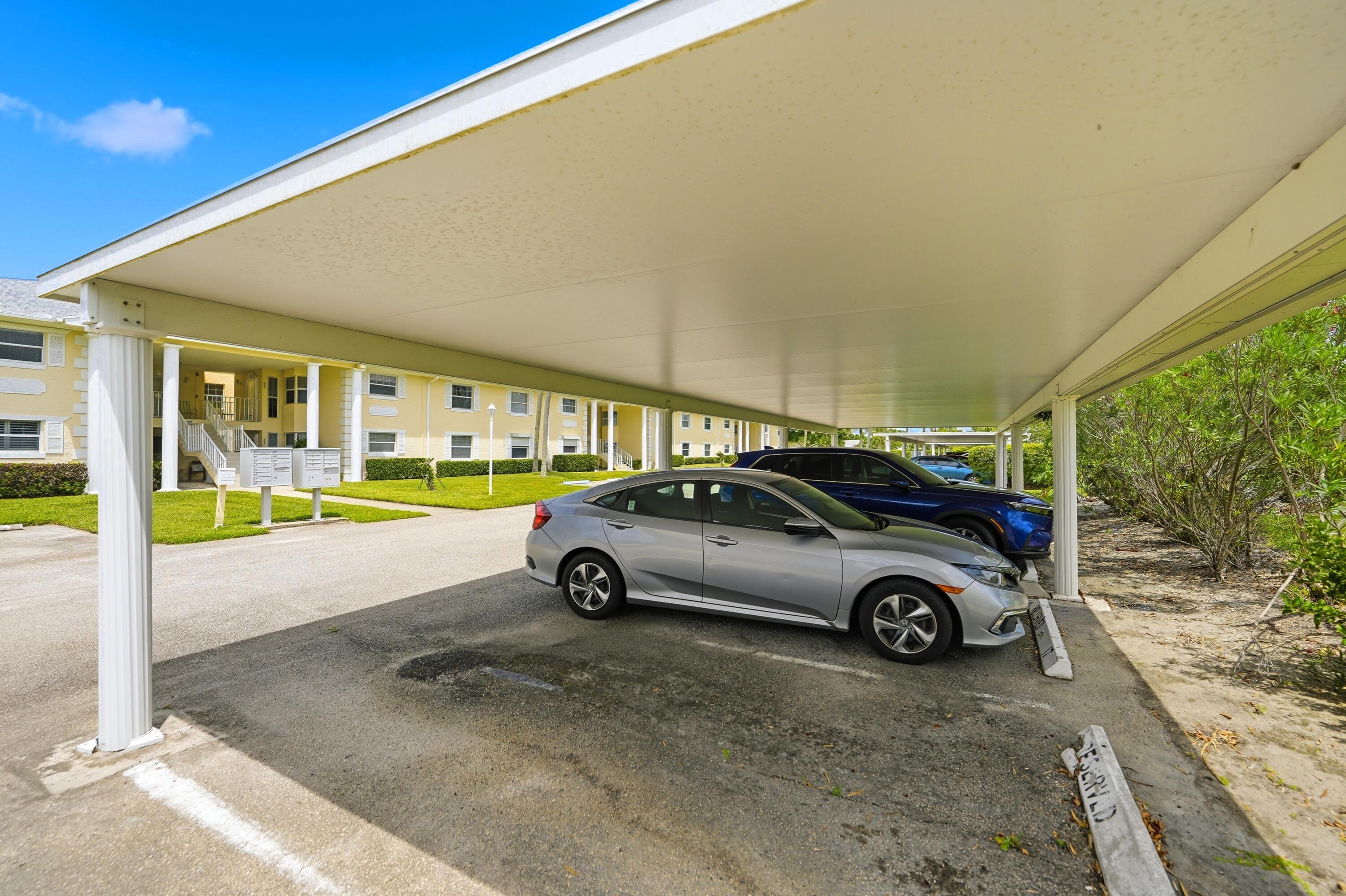 GROVE ISLE EAST CONDOMINIUM - Residential