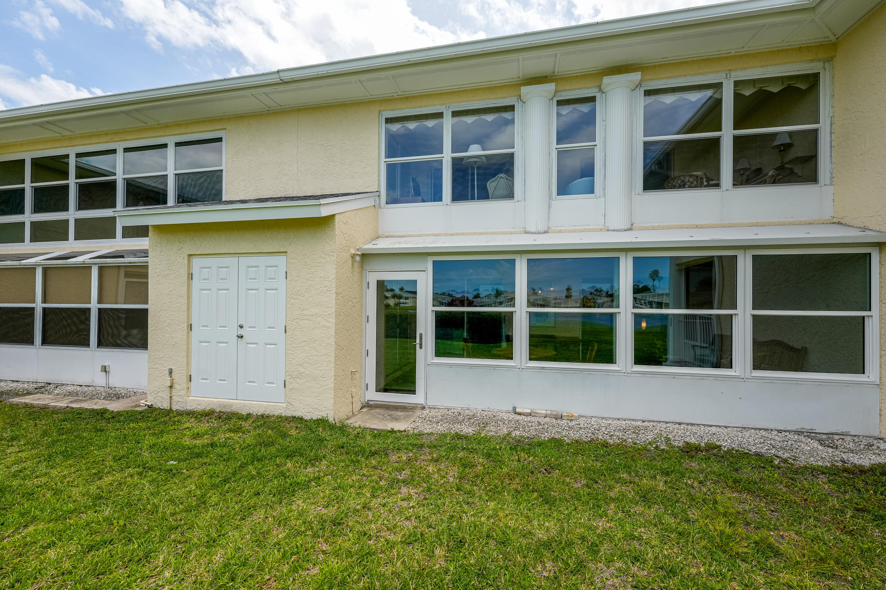 GROVE ISLE EAST CONDOMINIUM - Residential