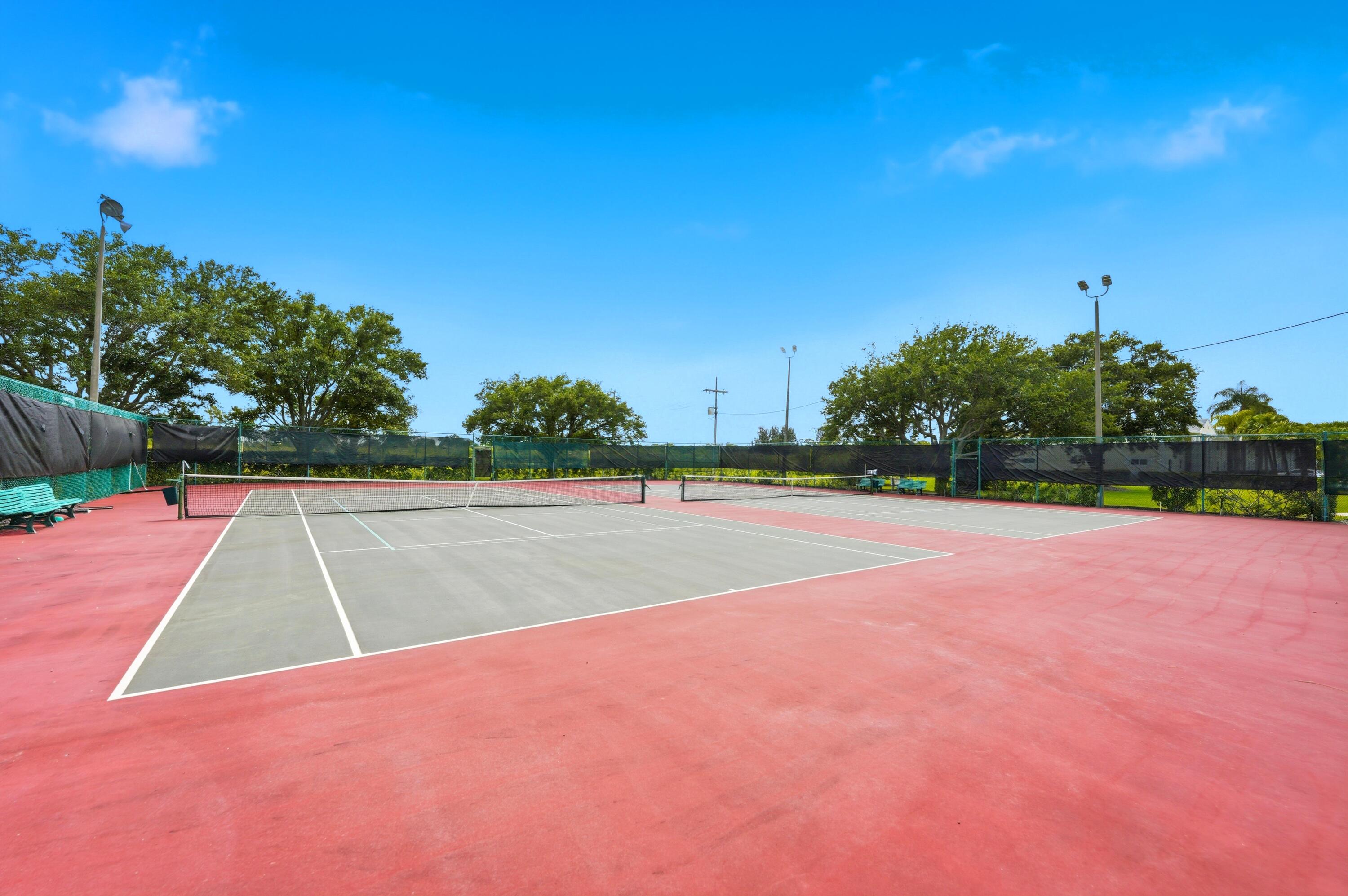 GROVE ISLE EAST CONDOMINIUM - Residential