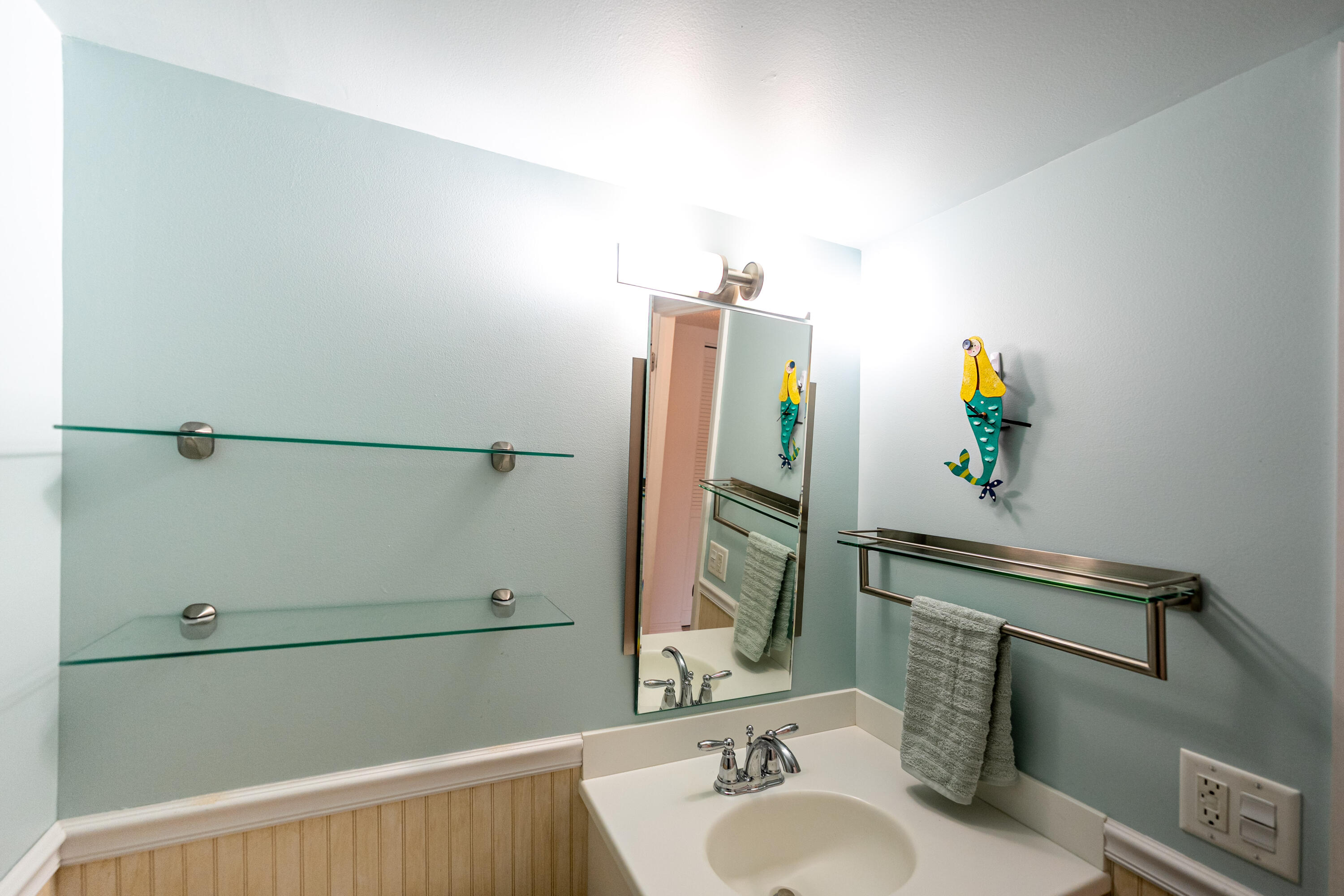 GROVE ISLE EAST CONDOMINIUM - Residential