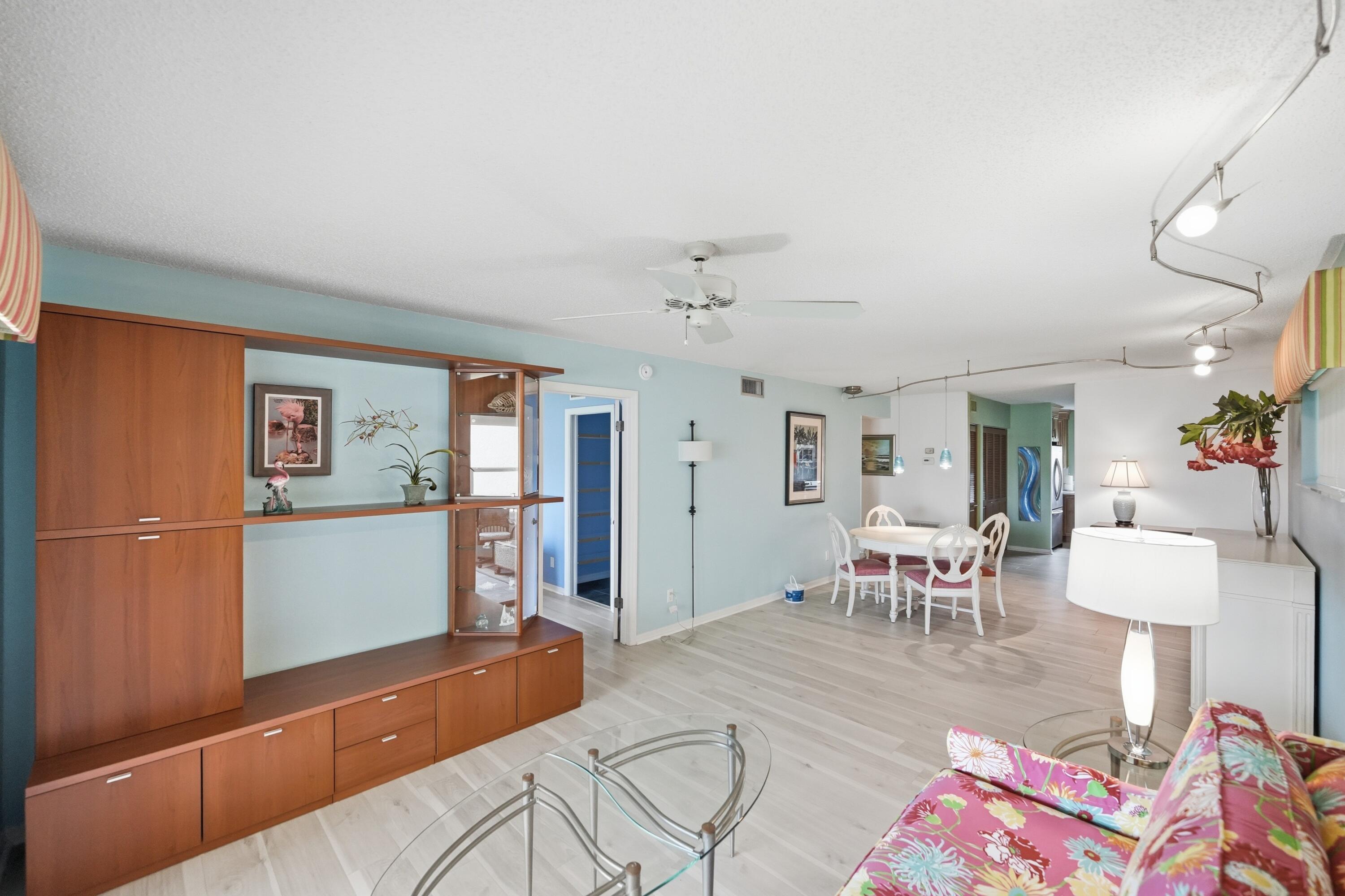 GROVE ISLE EAST CONDOMINIUM - Residential