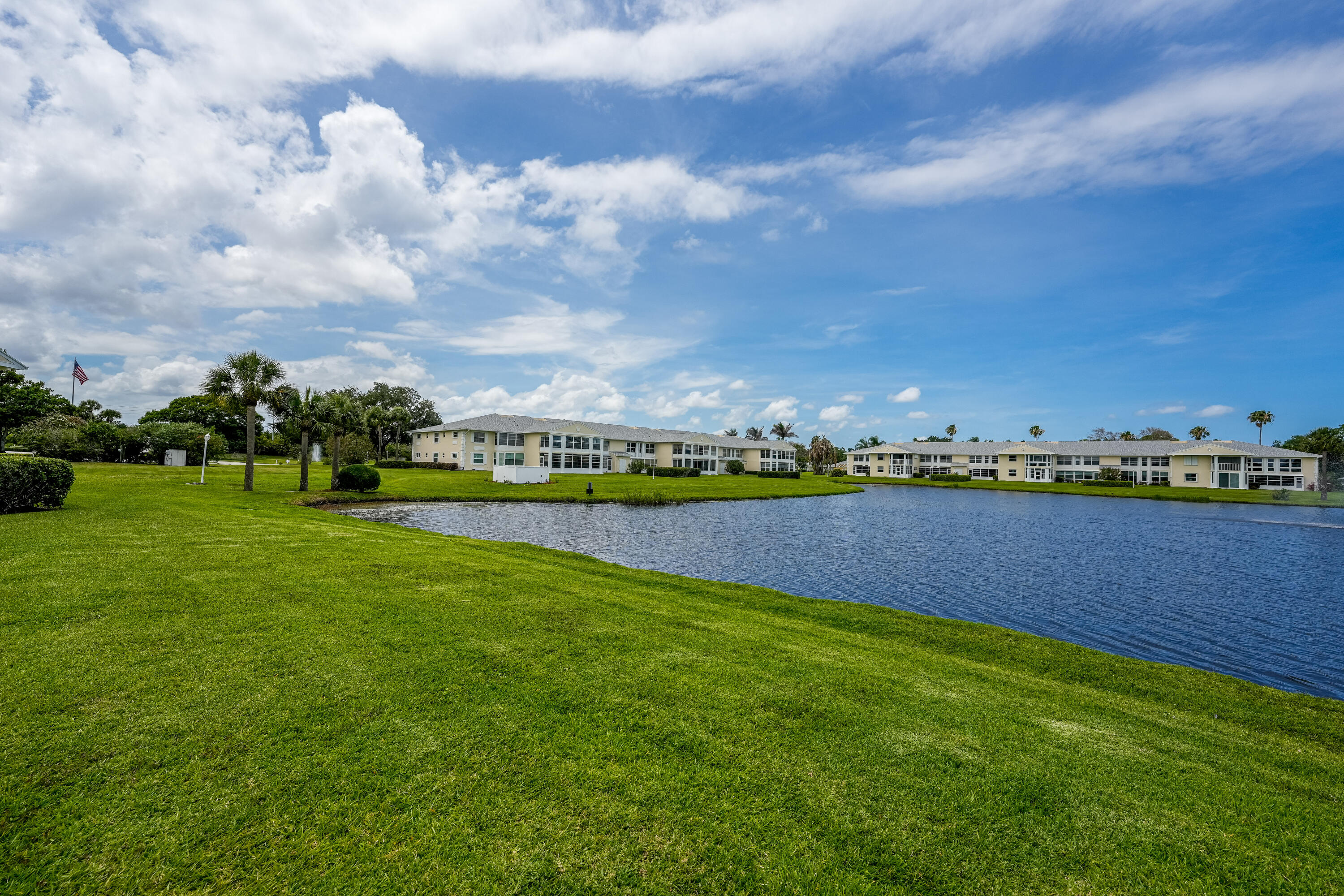 GROVE ISLE EAST CONDOMINIUM - Residential