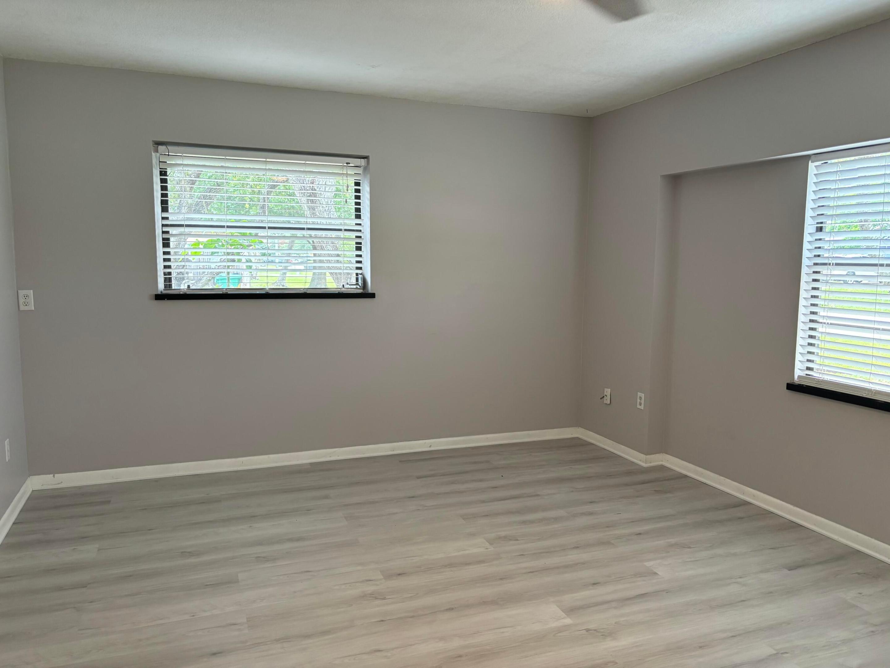 PORT ST LUCIE SECTION 18 - Residential