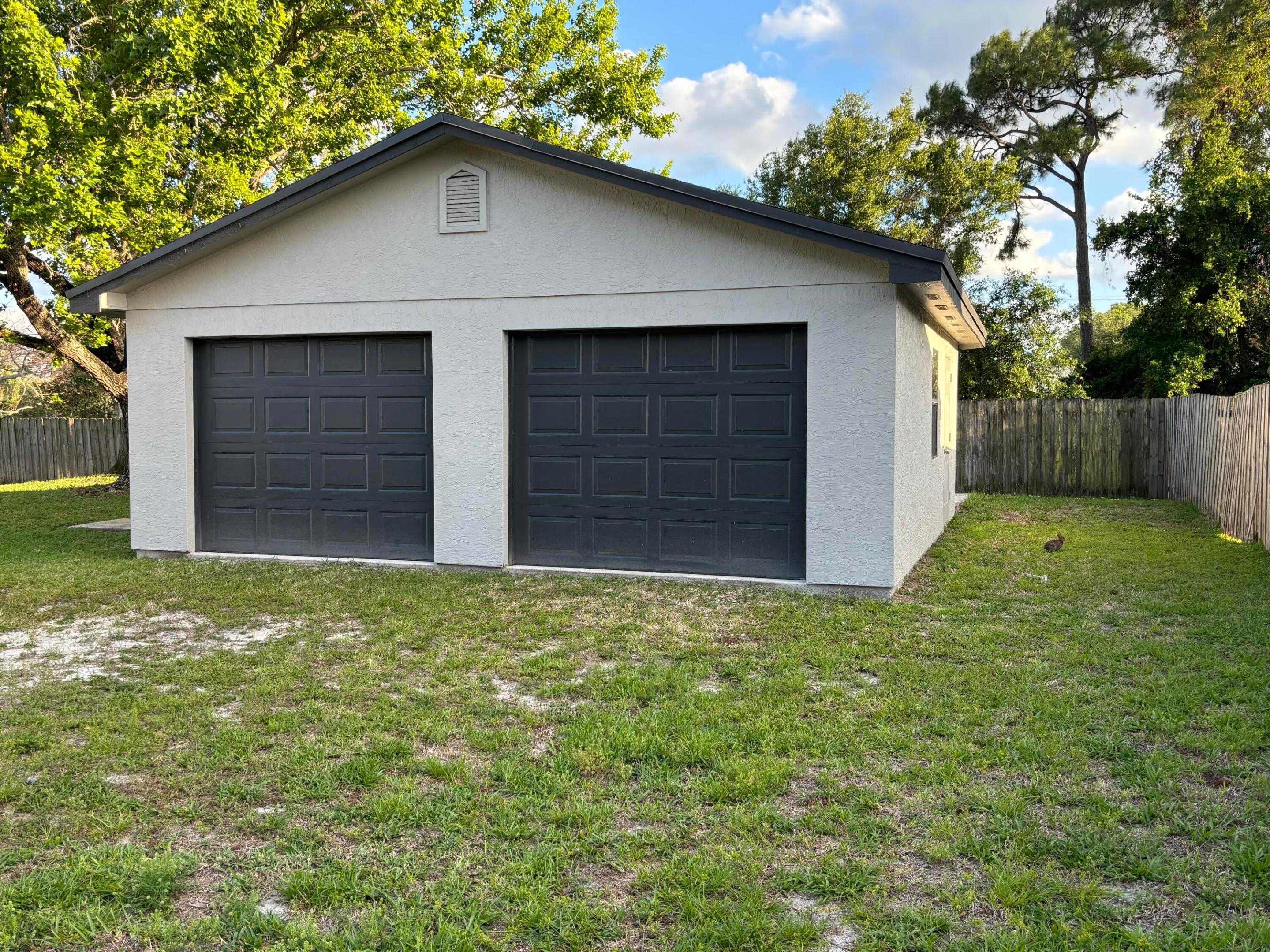 PORT ST LUCIE SECTION 18 - Residential