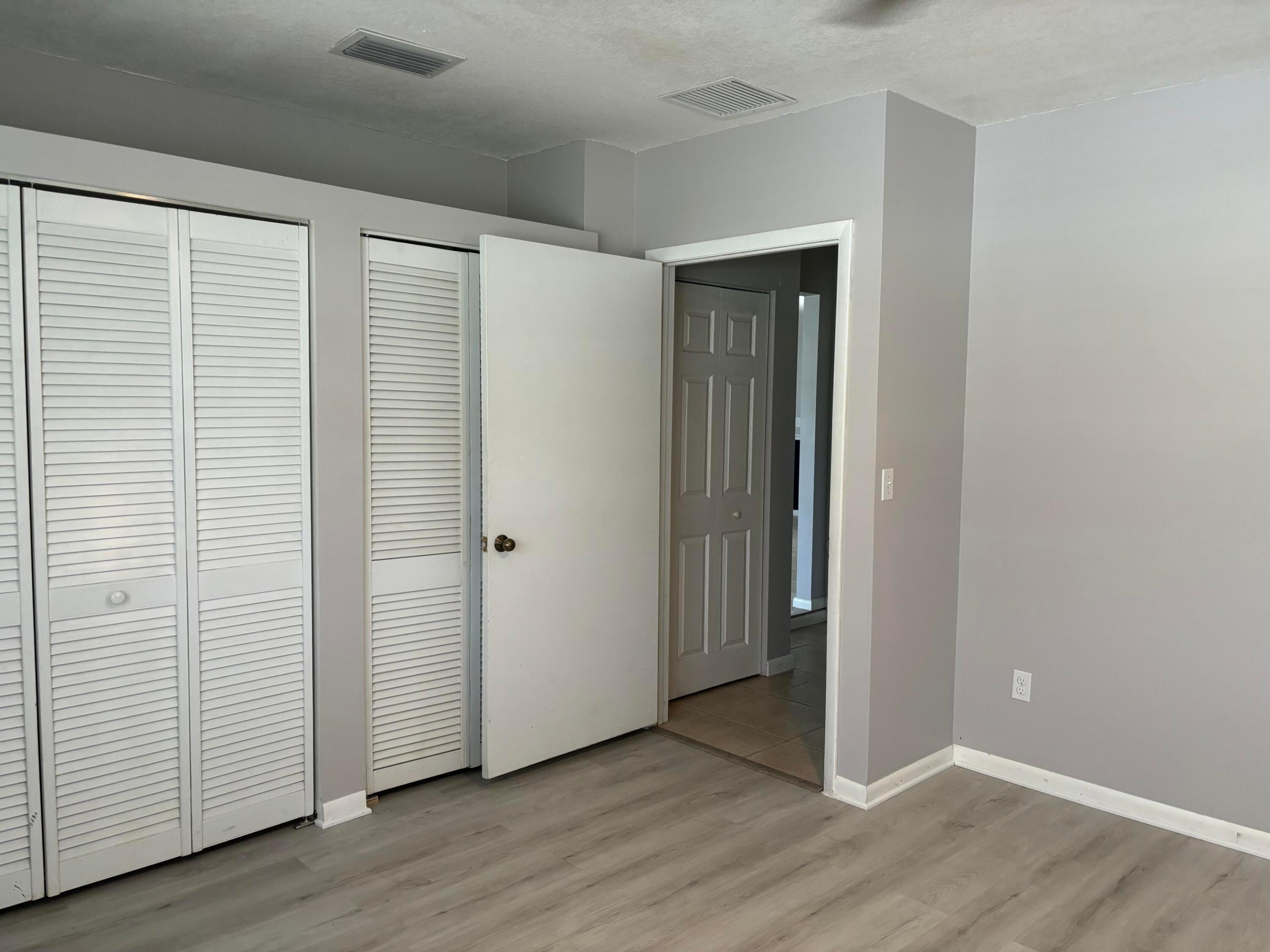 PORT ST LUCIE SECTION 18 - Residential