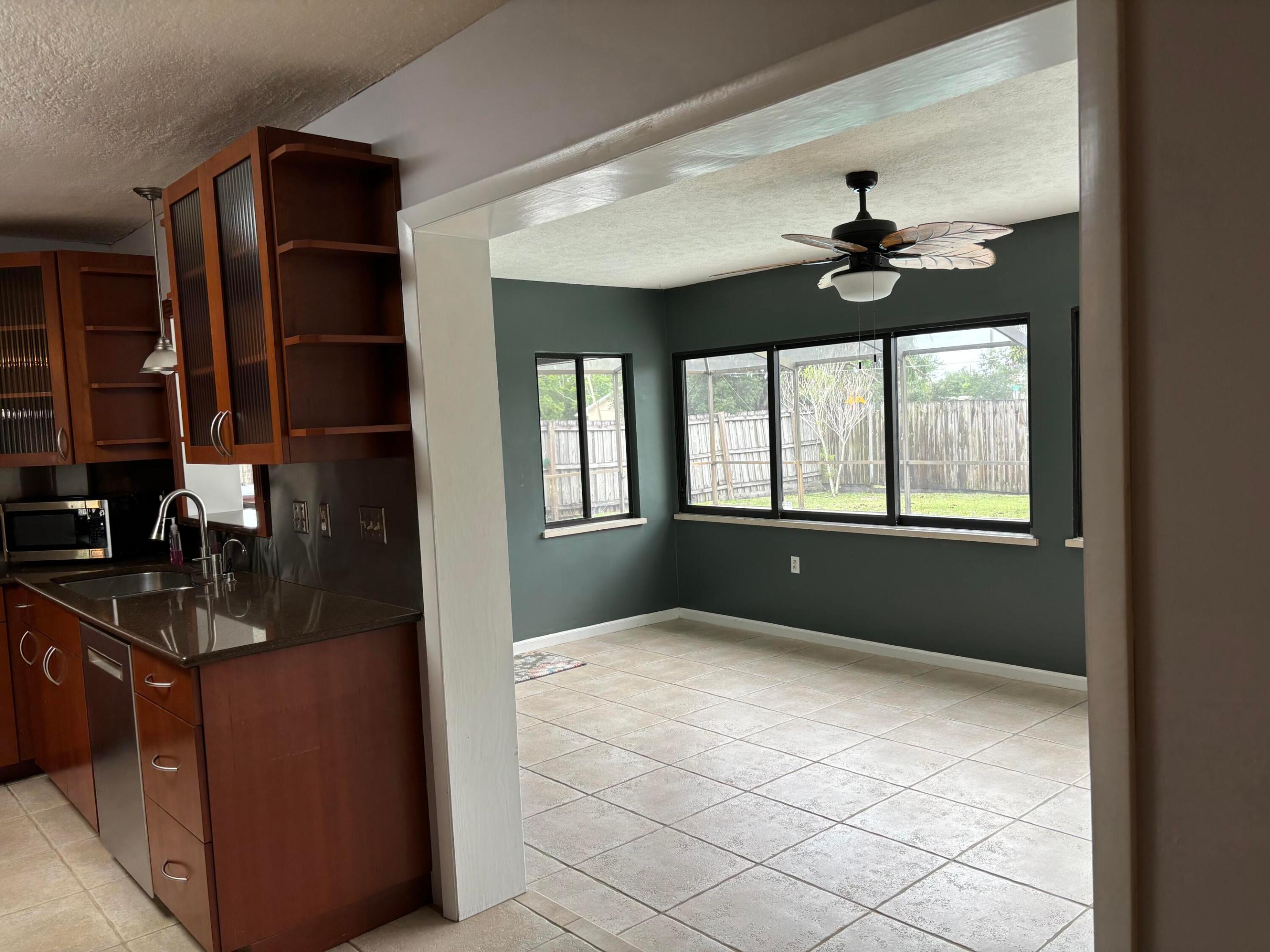 PORT ST LUCIE SECTION 18 - Residential