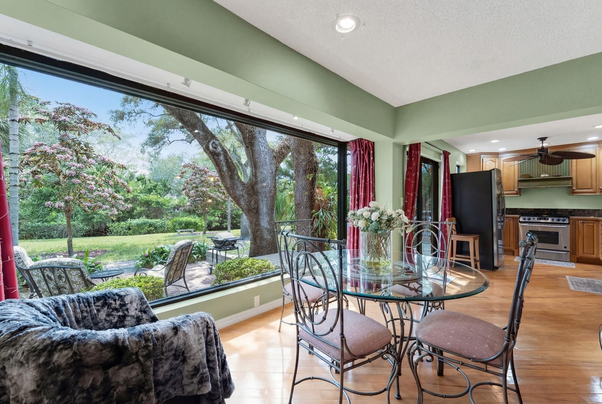 3317 Water Oak Drive 1301