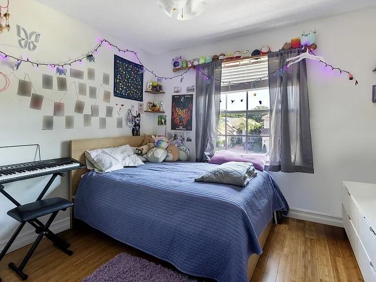 LAKE CHARLESTON TR S - Residential Lease