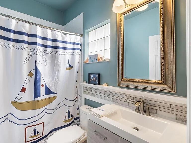 LAKE CHARLESTON TR S - Residential Lease