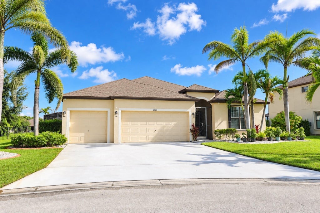 Photo of 6460 Palm Place, Vero Beach, FL 32967 (MLS # B26075490)