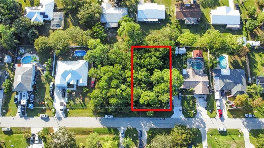 Photo of 5709 Myrtle Drive, Fort Pierce, FL 34982 (MLS # F10456591)