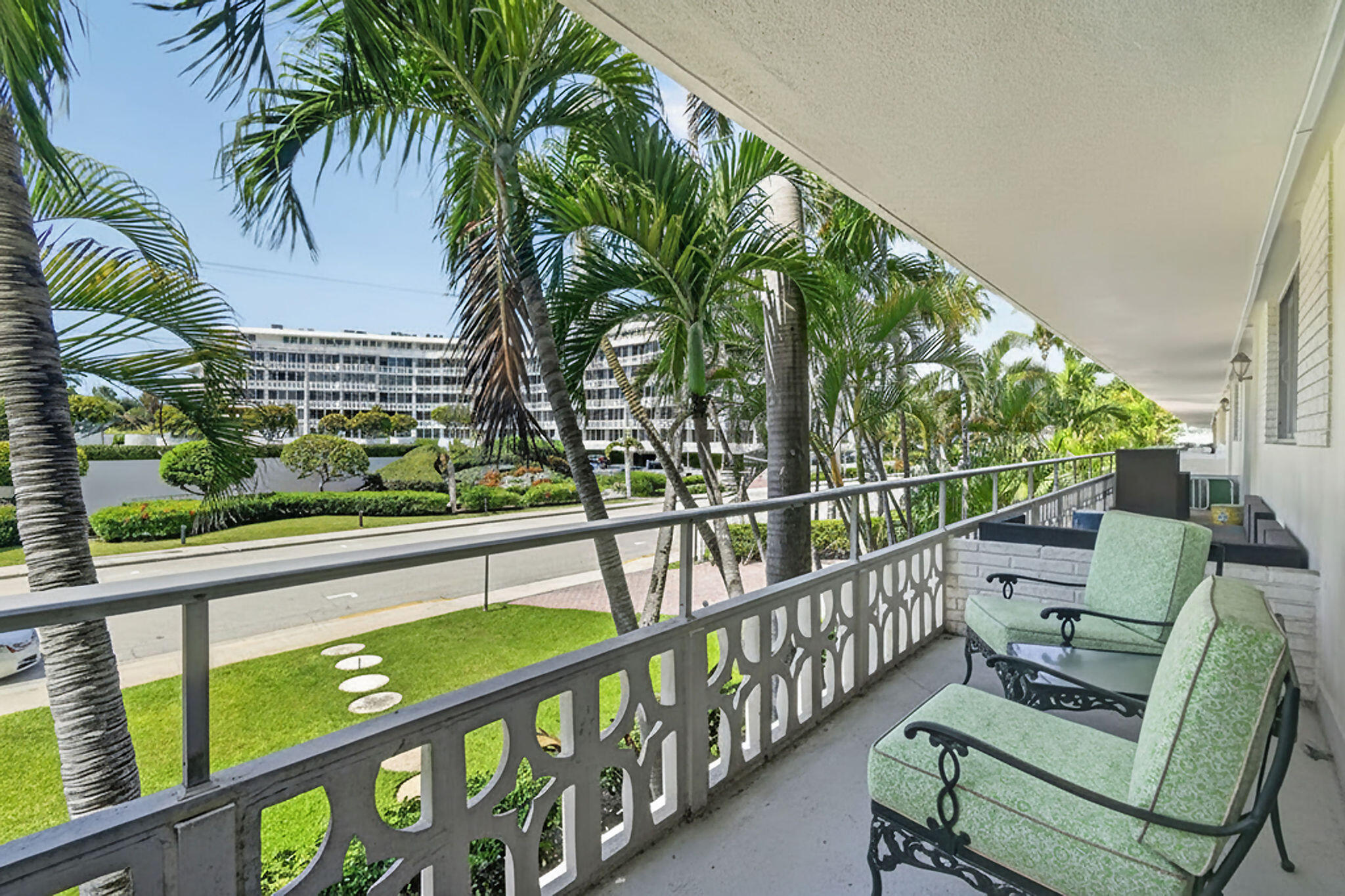 OCEAN TOWERS SOUTH CONDO - Residential