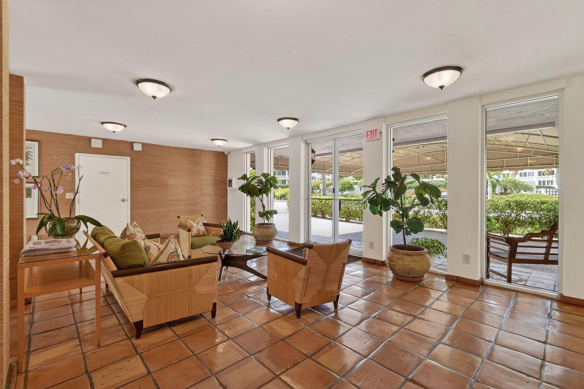 139 Sunrise Avenue 2030