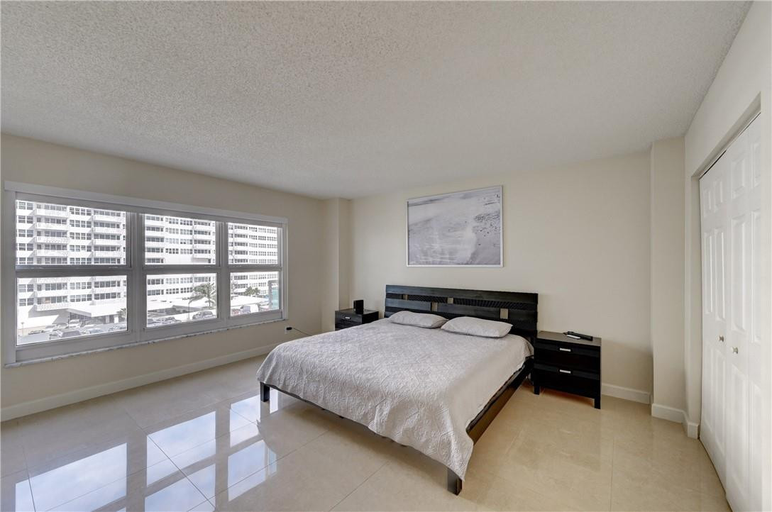 Playa Del Mar - Residential